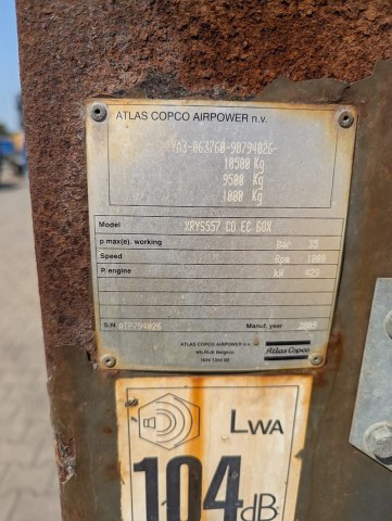 58826649 (2)